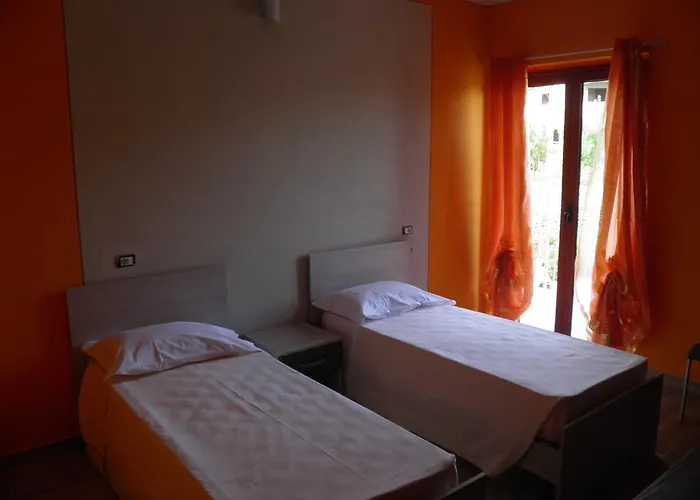 Mare & Luna Bed & Breakfast 3*